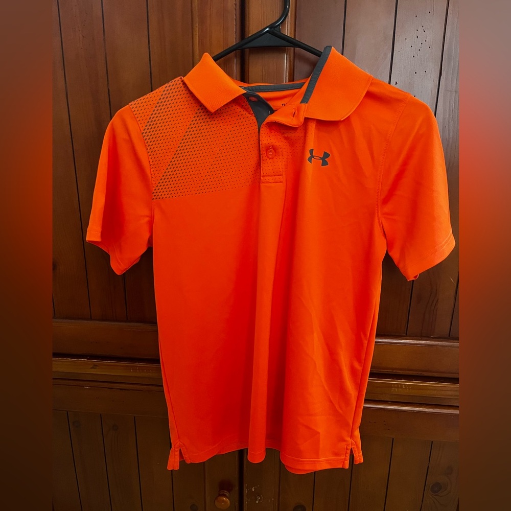 Under Armour youth large loose fit HeatGear polo